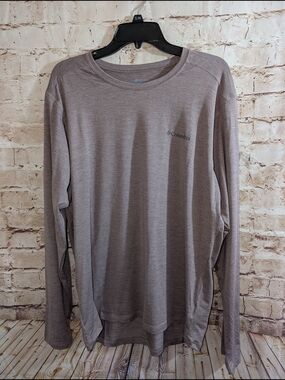 ~Men's Columbia Long Sleeve Tee Size Large New Without Tags